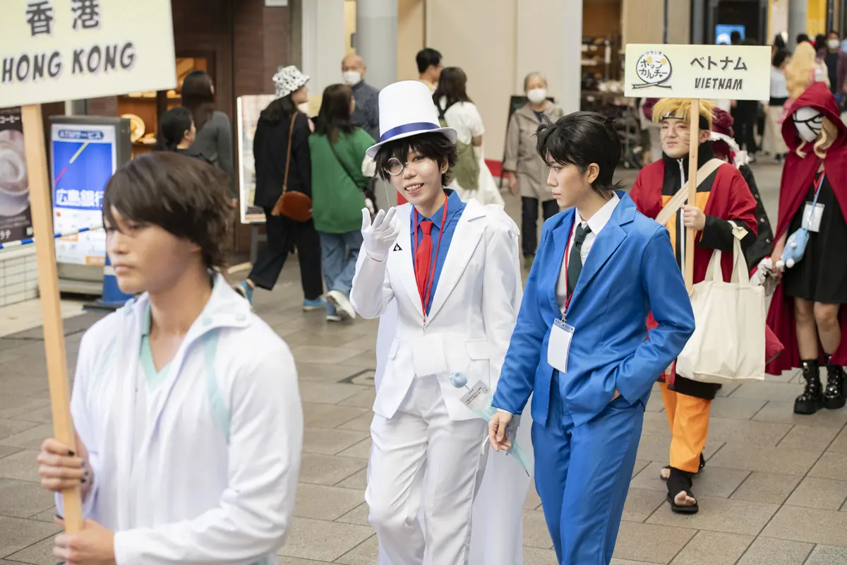 25_688d54774dc52340ee746e88_25